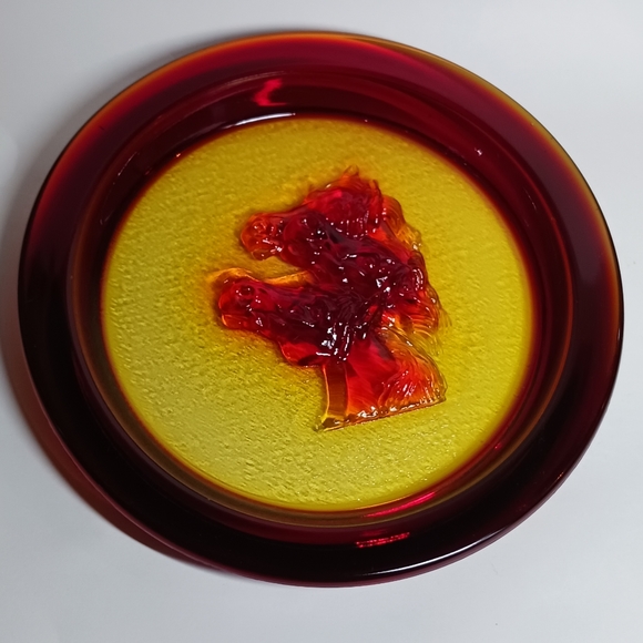 10.75" Vintage 1950s Amberina Solid Glass plate with horses heads,L E SMITH - Picture 4 of 7